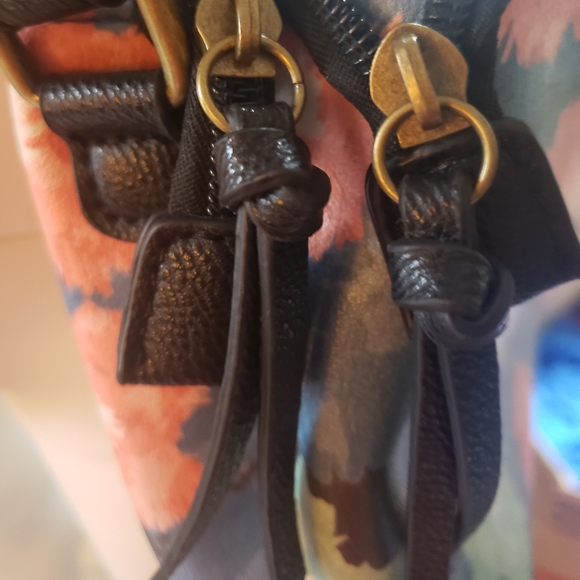 Vintage Fiorelli Floral Bag - Picture 5 of 5